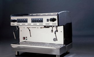 特價供應(yīng)半自動咖啡機 工廠直供，高性價比家用電器首選